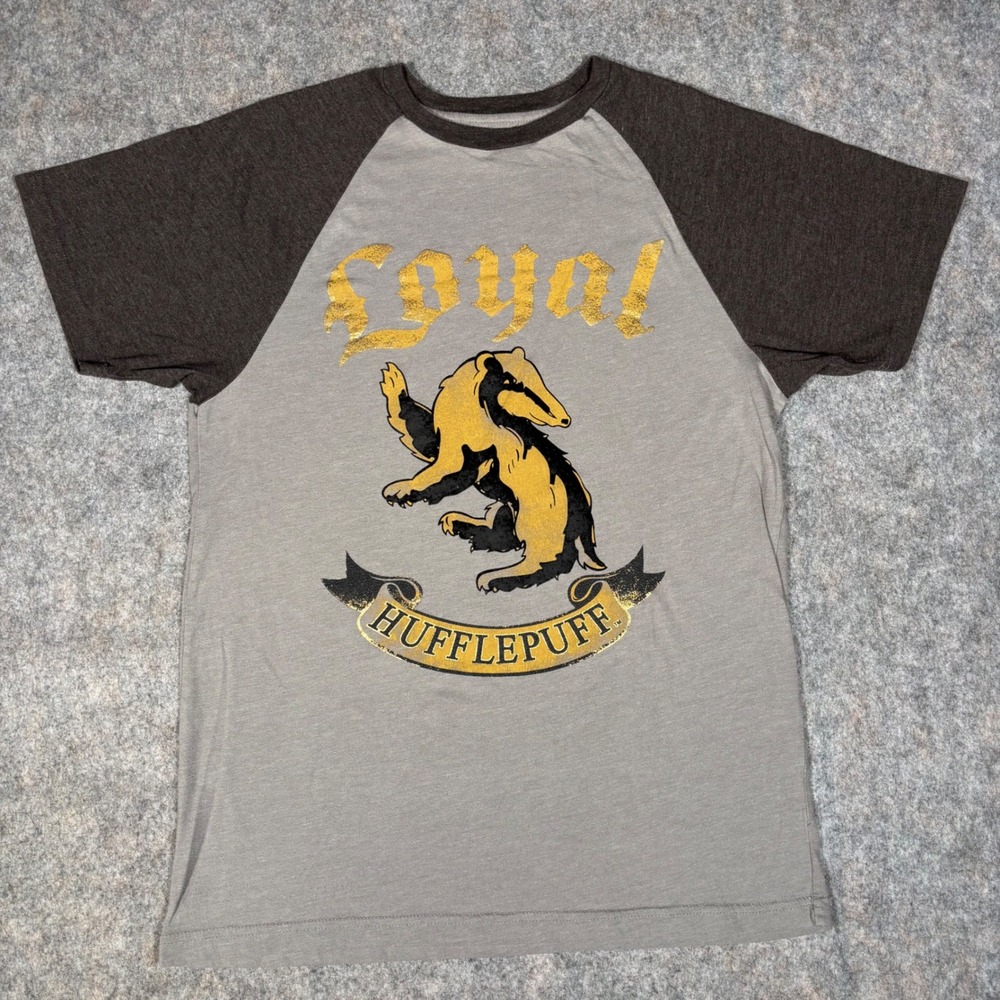 Harry Potter Hufflepuff Shirt Mens Medium Grey Raglan Loyal Badger Graphic‎ Tee